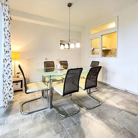 Strandvilla Niklot 03 * Boltenhagen (Ostseebad)